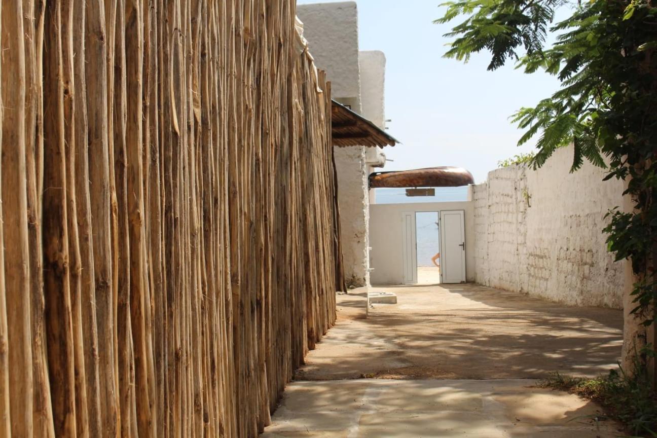 Kaleb'S Beachfront Serviced Studio Apartments Malindi Exteriér fotografie