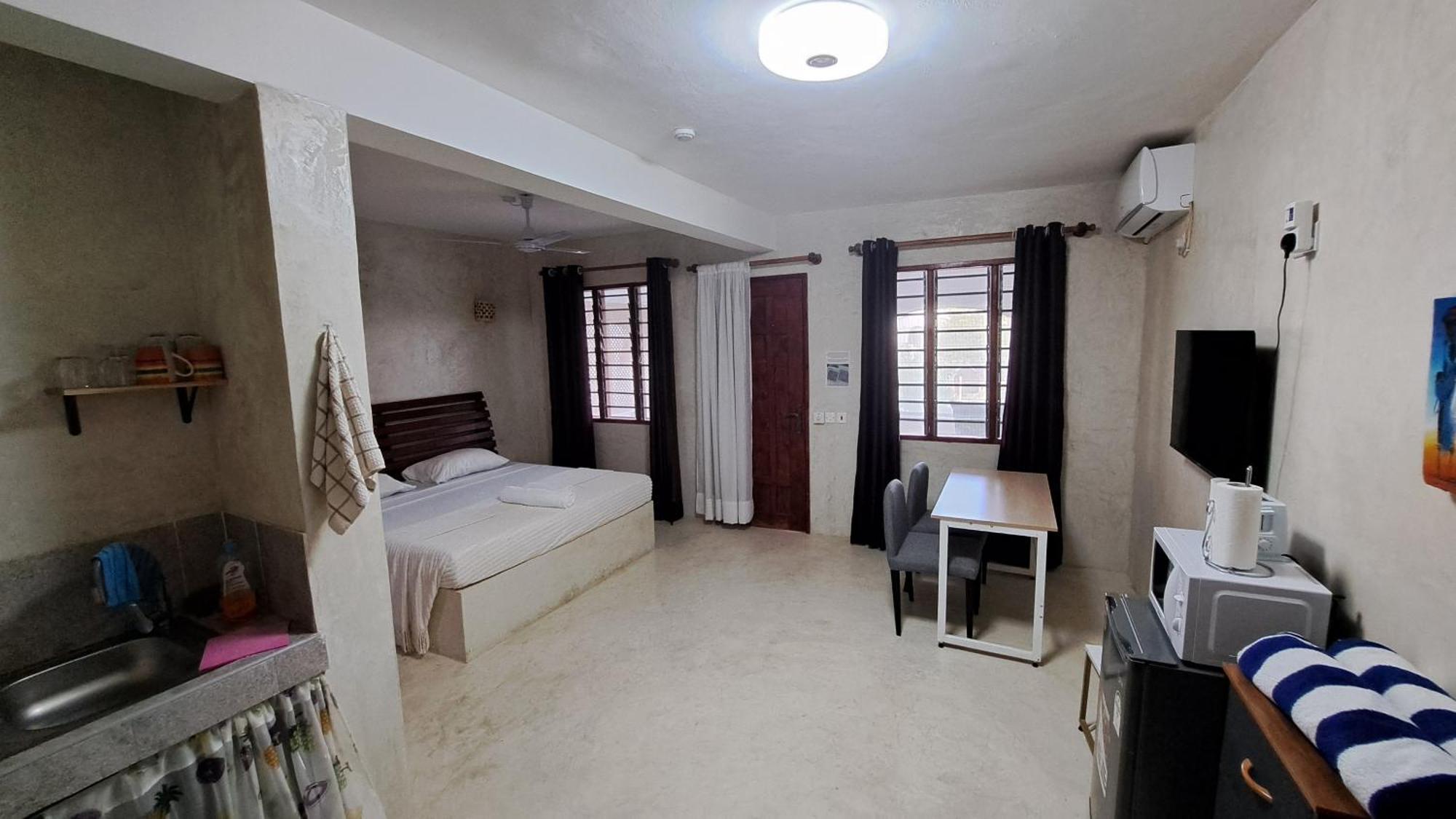 Kaleb'S Beachfront Serviced Studio Apartments Malindi Exteriér fotografie